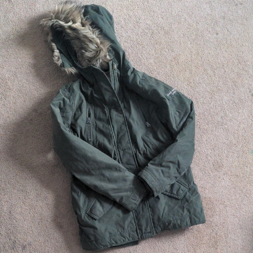 NWT Abercrombie Kids Down Jacket With Faux Fur